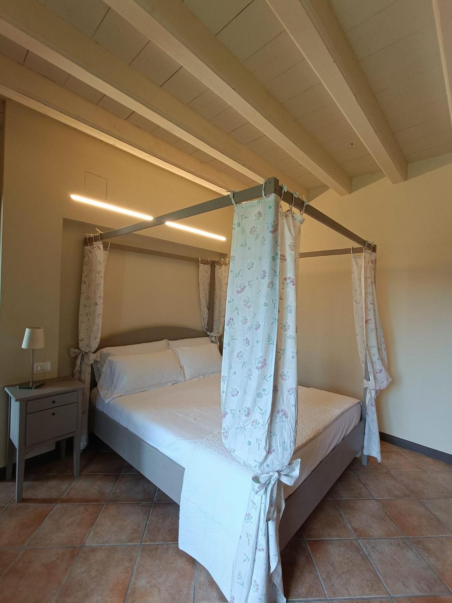 Villa Gradoni Monticelli Brusati Экстерьер фото